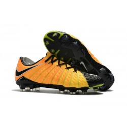 nike phantom yellow boots